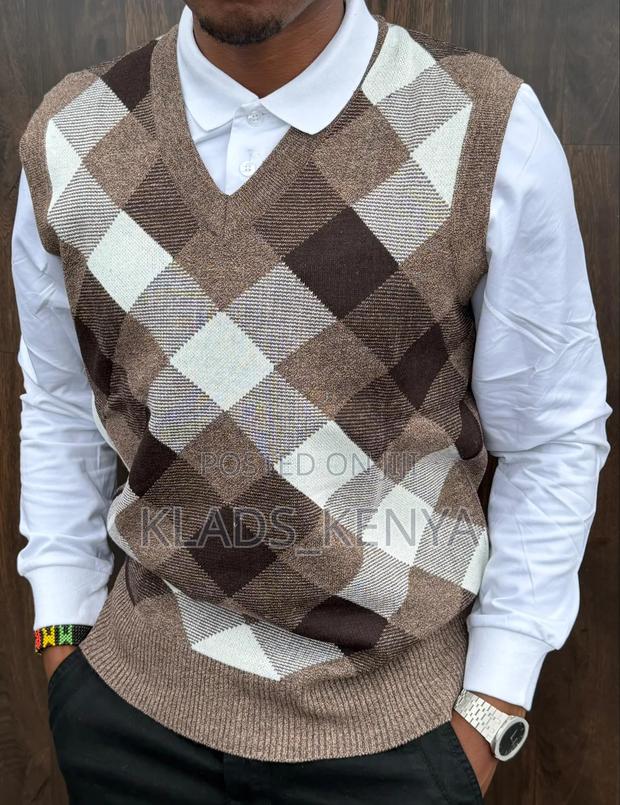 Half Wollen Official Sweaters - thumbnail 7