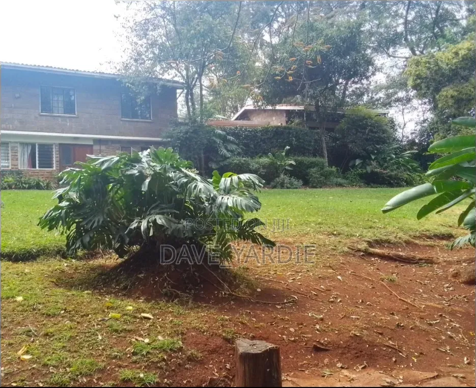 0.75 Acres for Sale Lavington