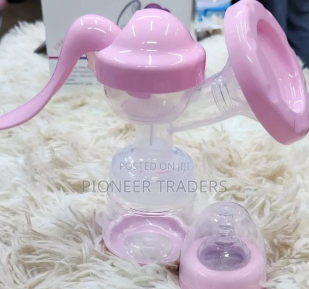 Manual Breast Pump - main view