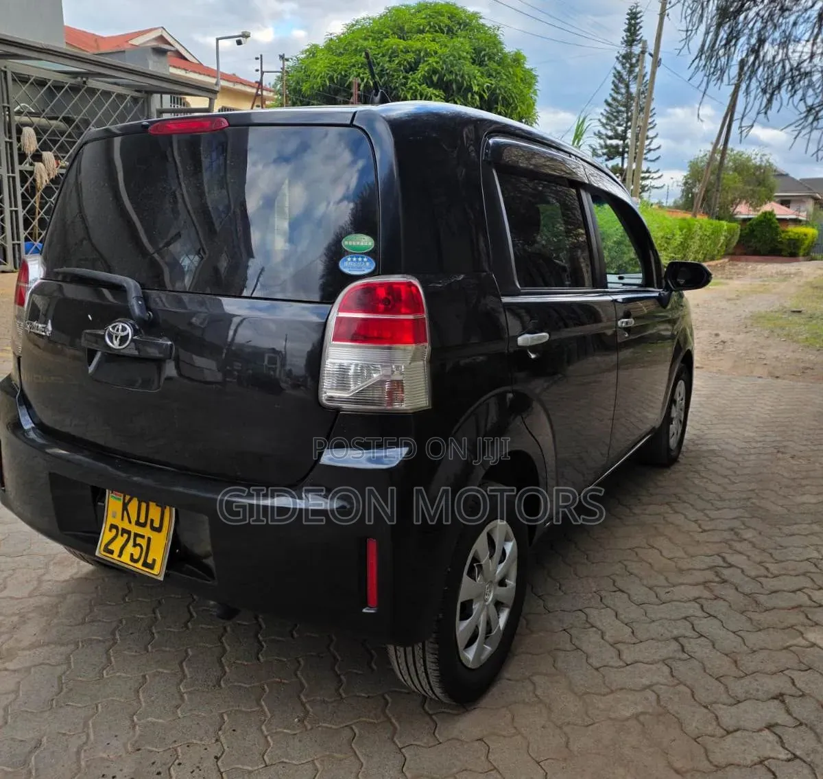 Toyota Spade 2016 Black
