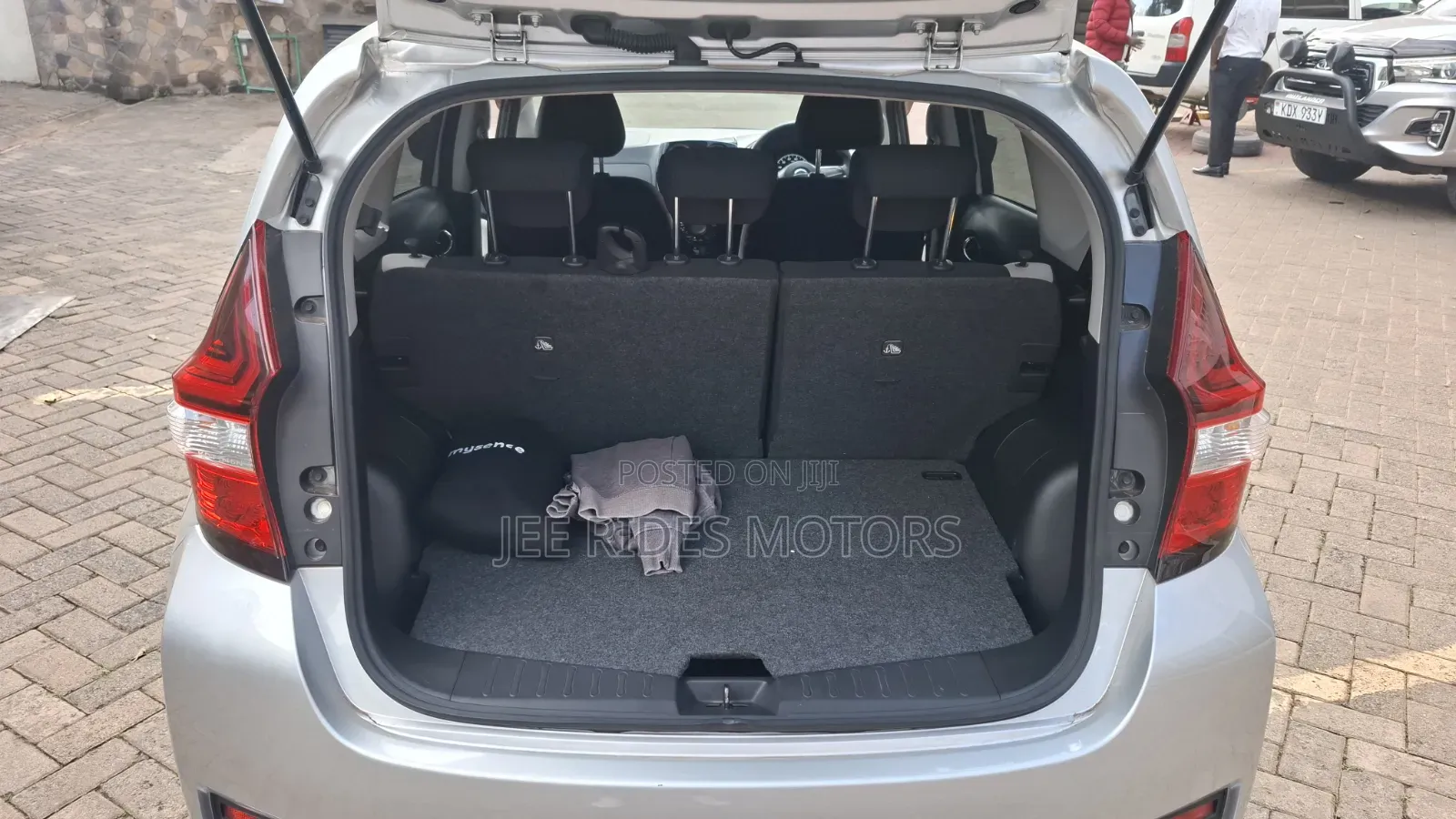 Nissan Note 2018 Silver