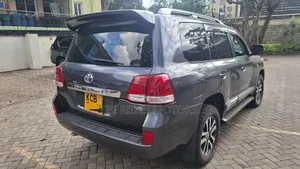 Toyota Land Cruiser 2008 Gray