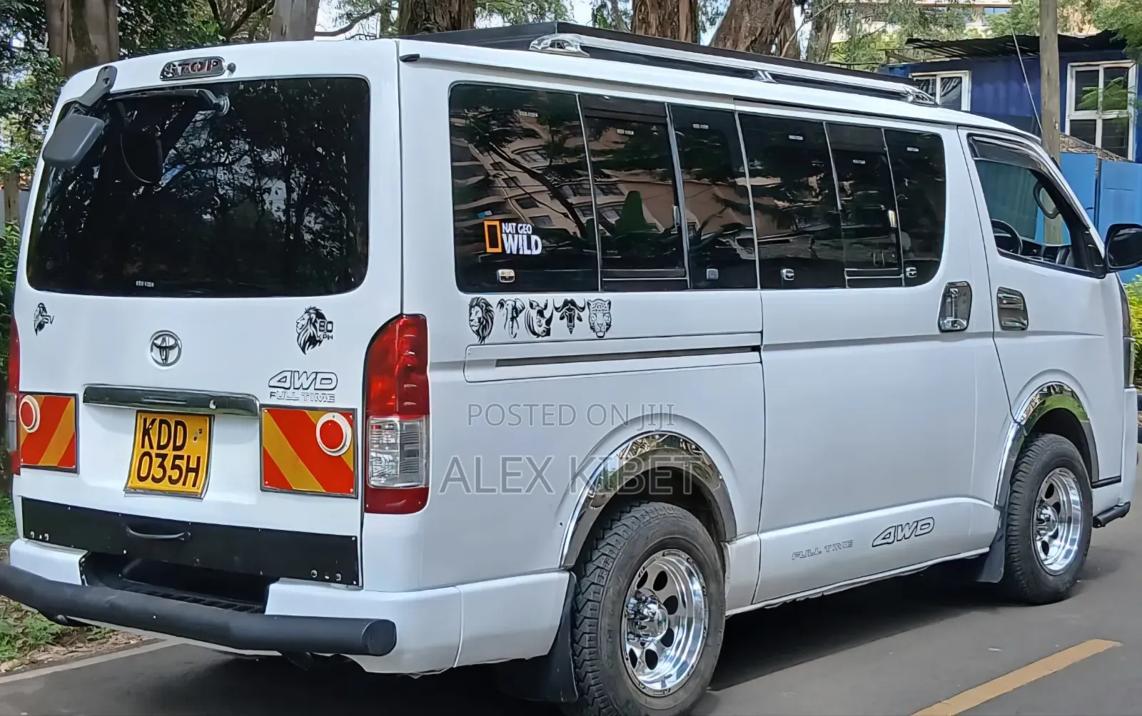 Toyota HiAce 2014 White