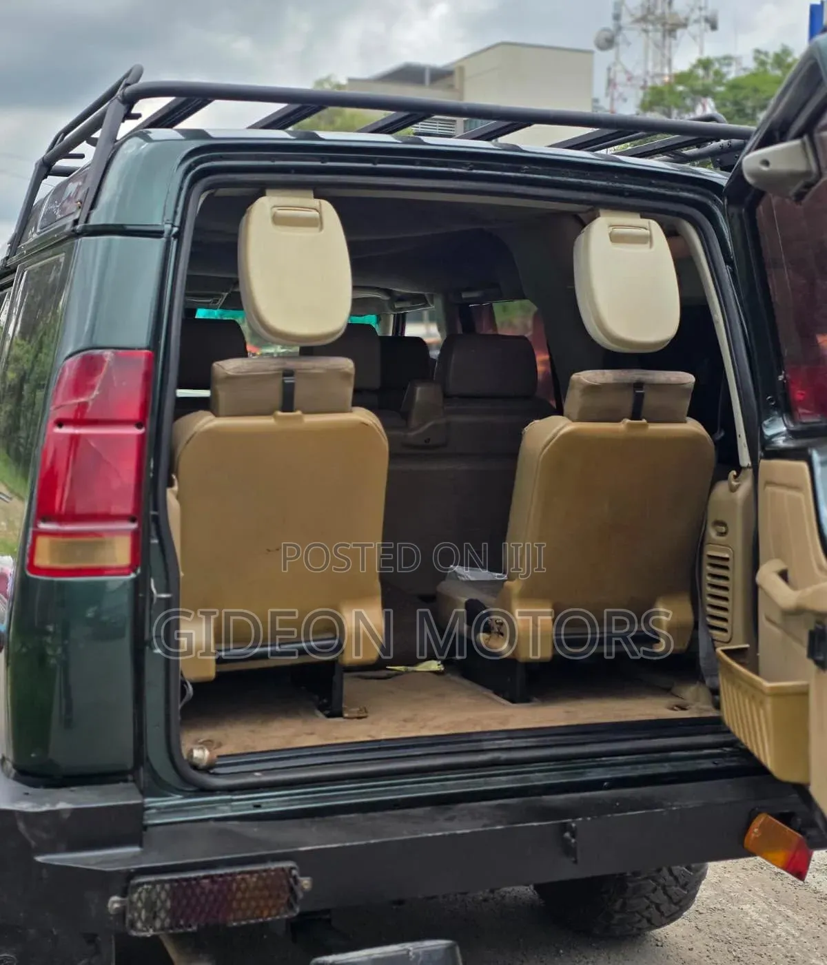 Land Rover Discovery 2002 Green