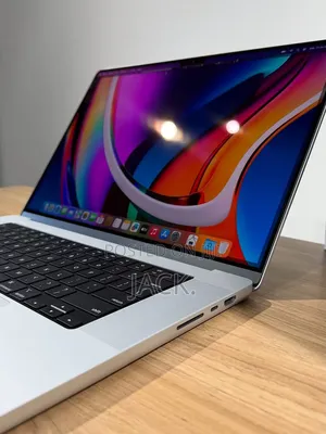 Laptop Apple MacBook Pro 2021 M1 Max 64GB Apple M1 Max SSD 1T