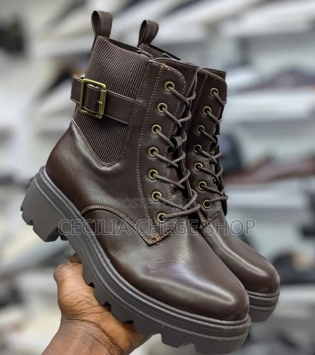 Ladies Boots - thumbnail 2