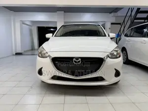 Mazda Demio 2018 White