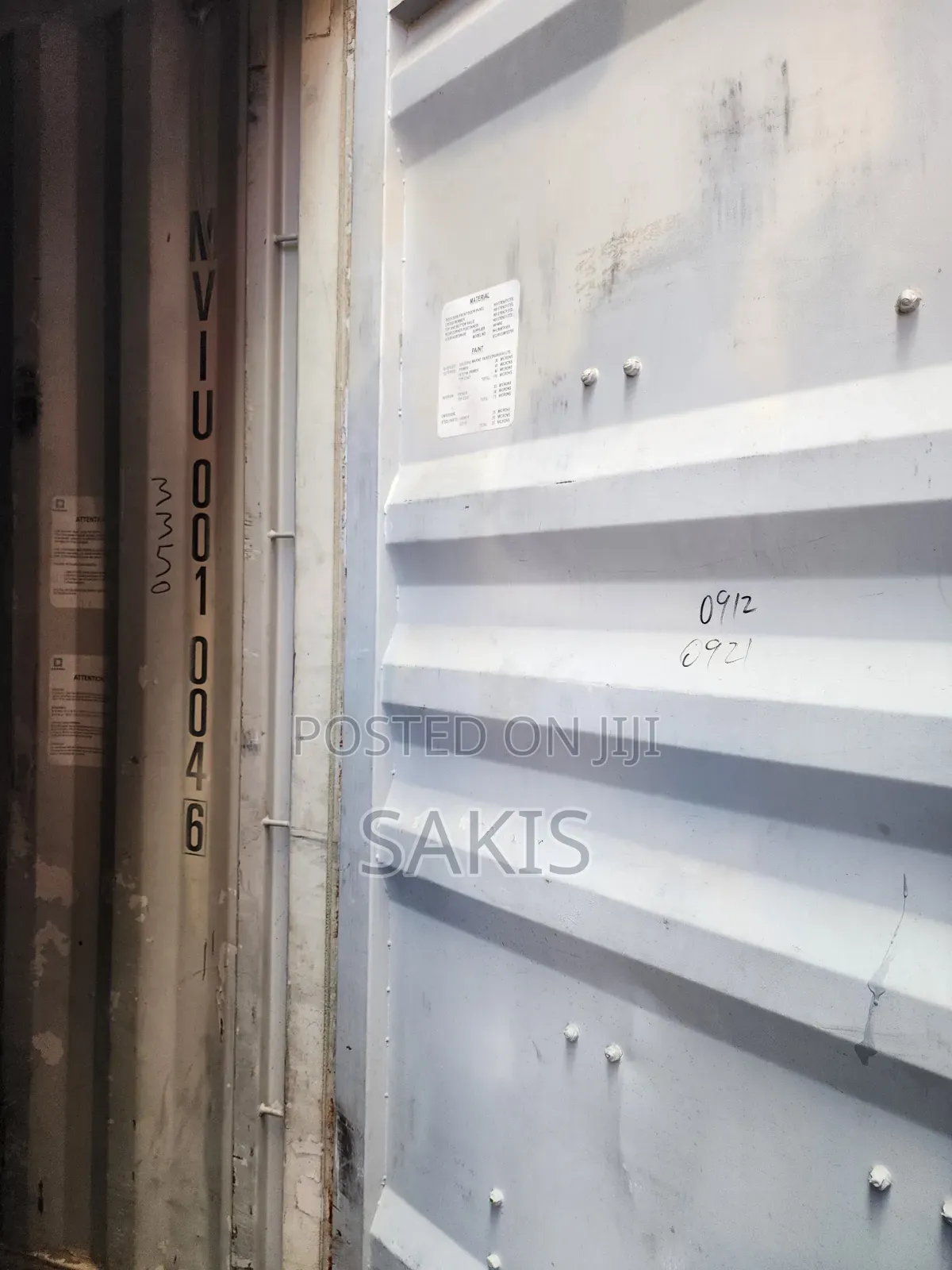 Futi Ishirini! 20ft Containers