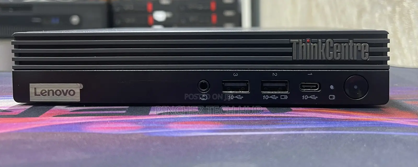 Lenovo ThinkCentre M810z AIO 8GB Intel Core i5 SSD 256GB