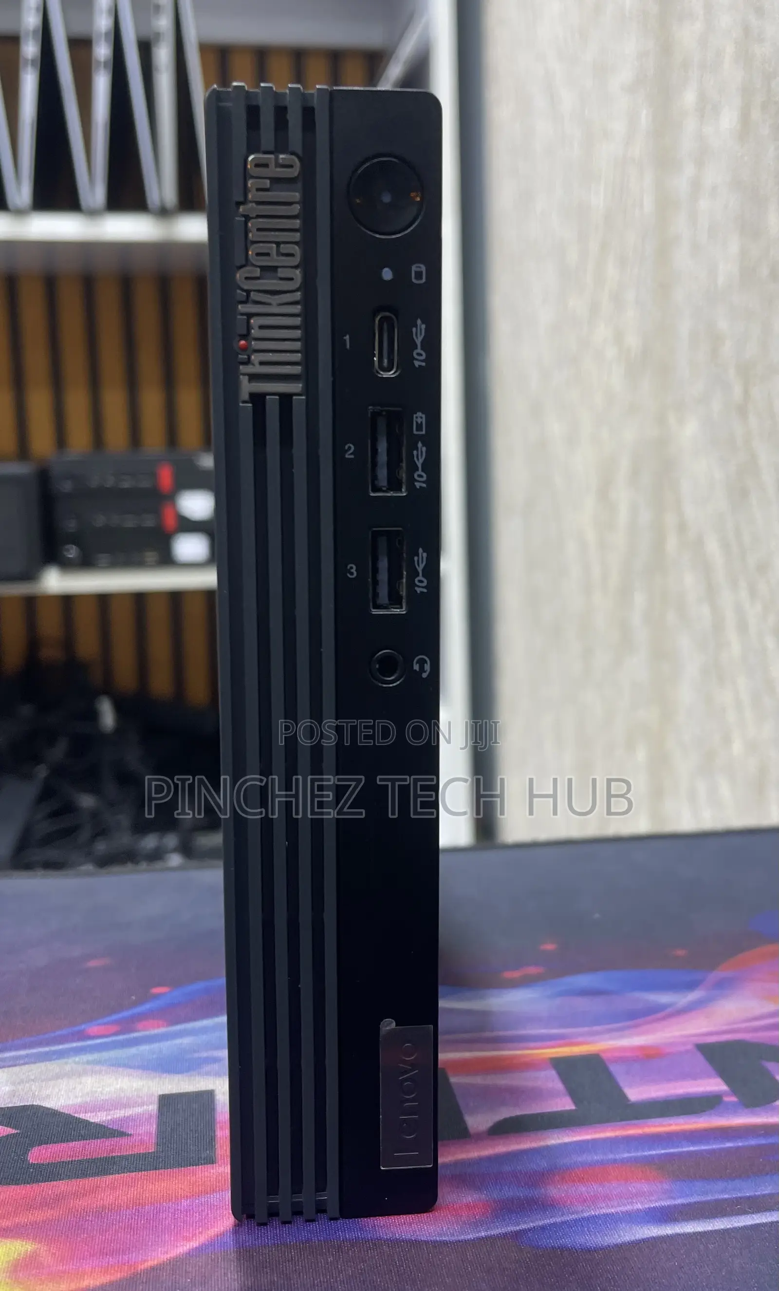 Lenovo ThinkCentre M810z AIO 8GB Intel Core i5 SSD 256GB