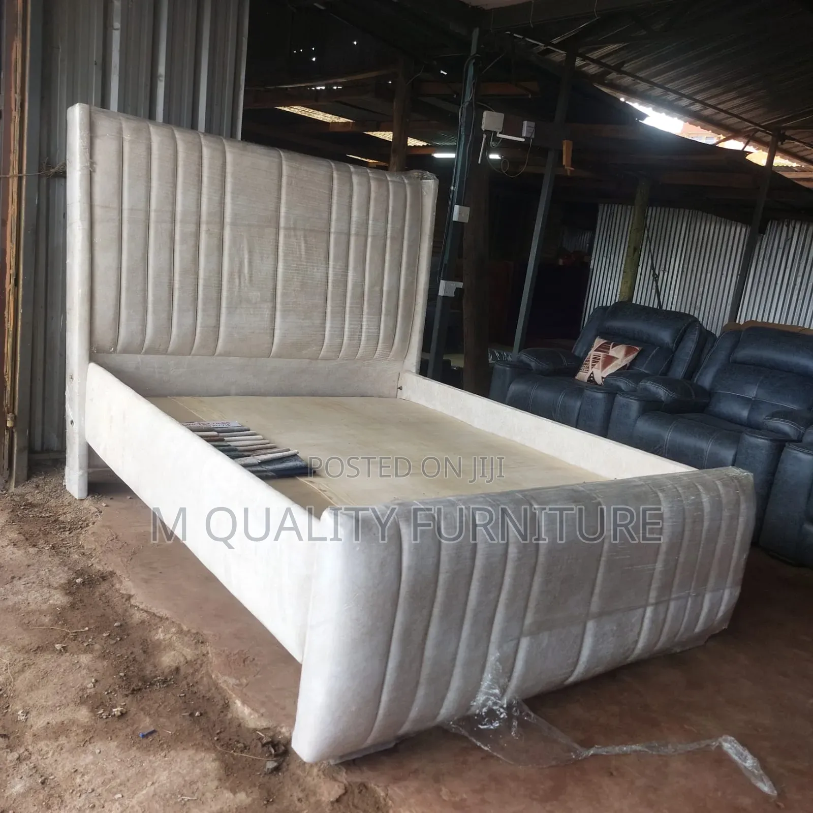 Deluxe Padded Bed