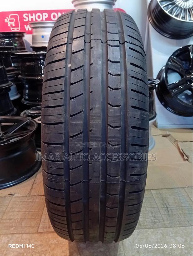 Torque 235/55r18 Tire - Premium Quiet Comfort Touring Radial