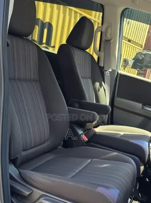 Honda Freed 2019 Silver