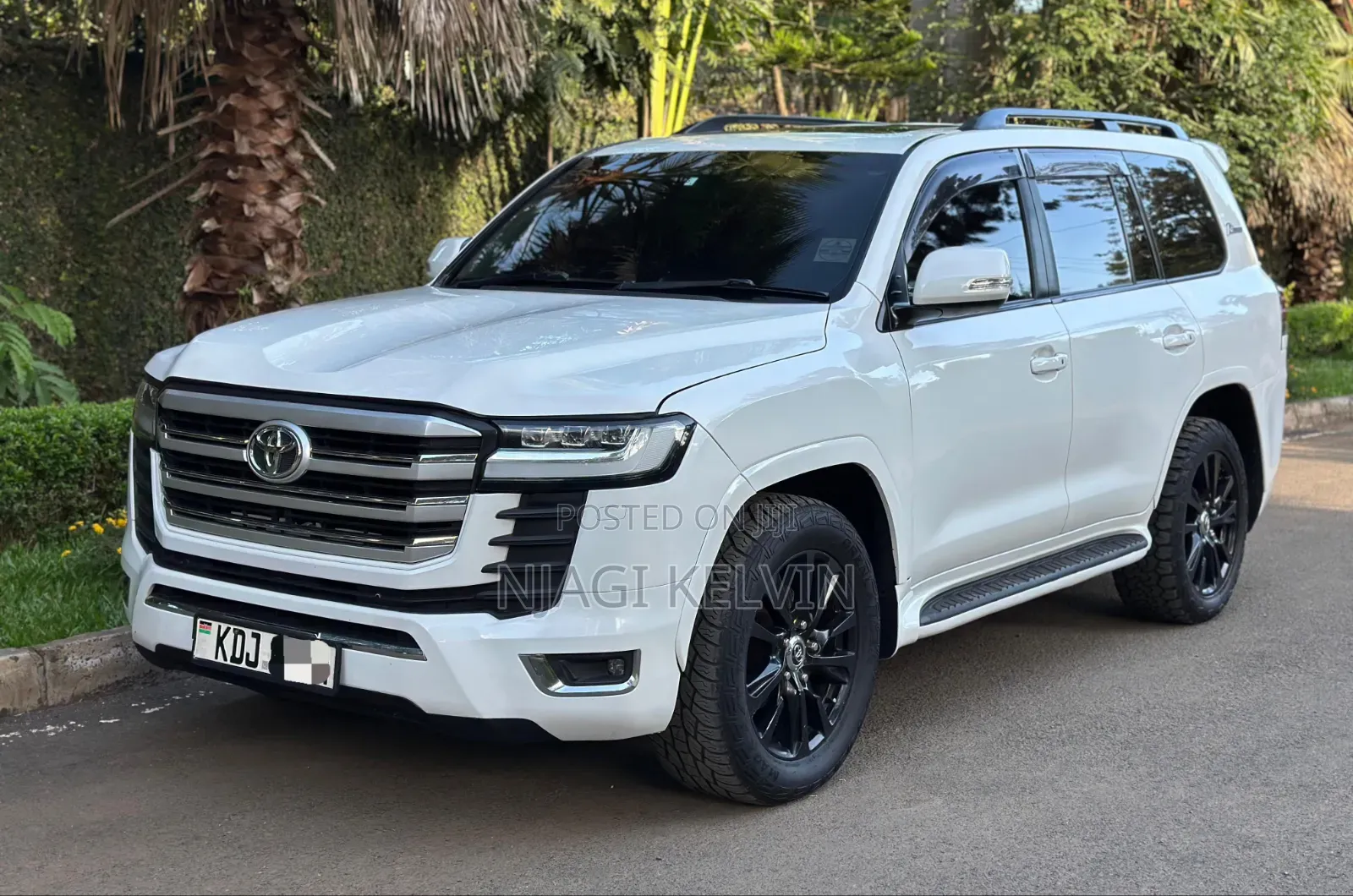 Toyota Land Cruiser 4.6 V8 ZX 2015 White
