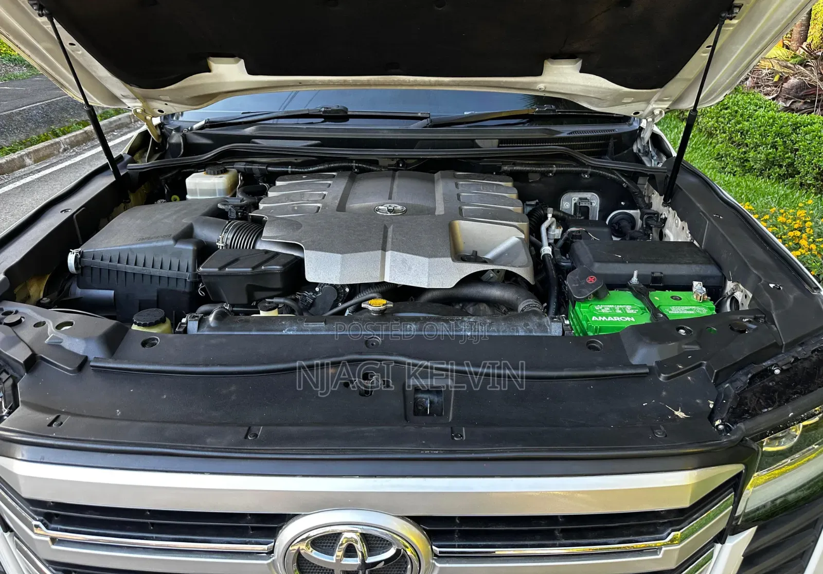Toyota Land Cruiser 4.6 V8 ZX 2015 White