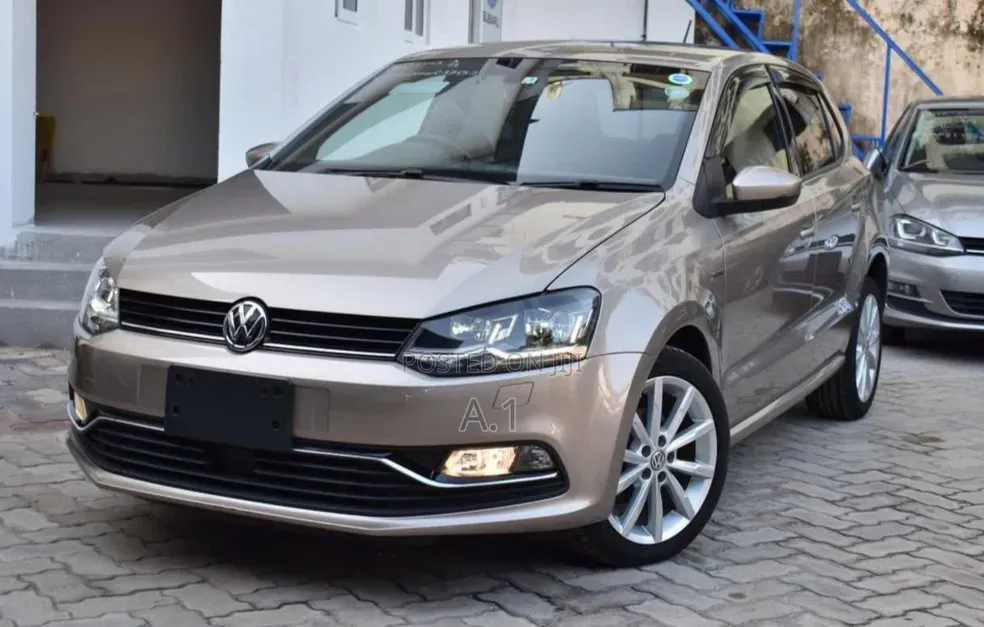 Volkswagen Polo 2019 Gold