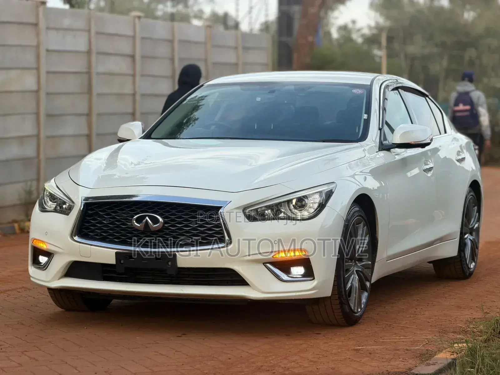 Nissan Skyline 2019 White