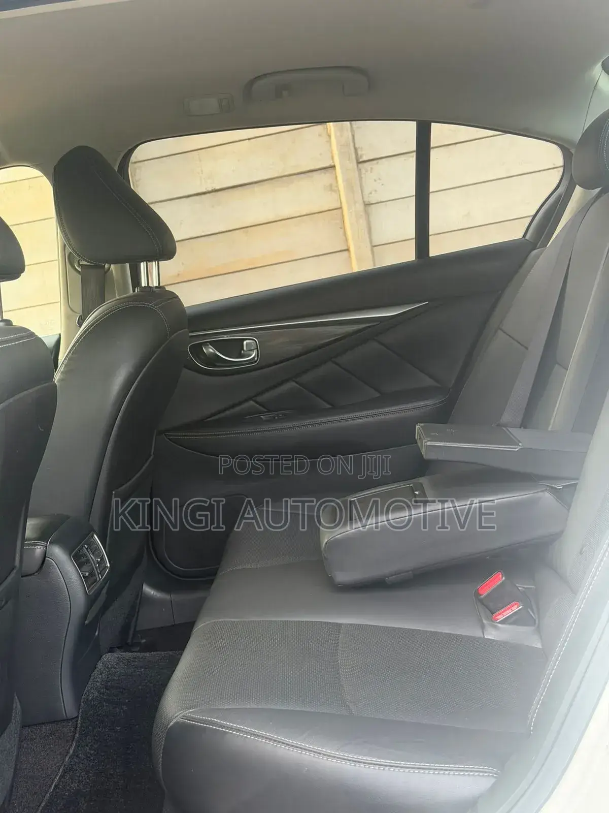 Nissan Skyline 2019 White