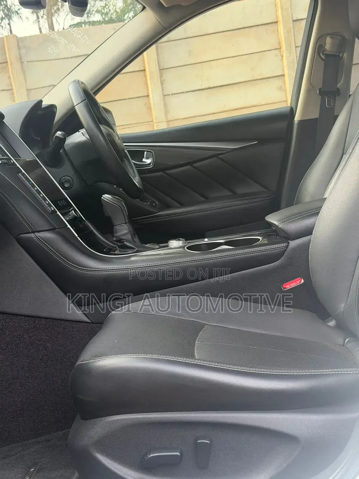 Nissan Skyline 2019 White