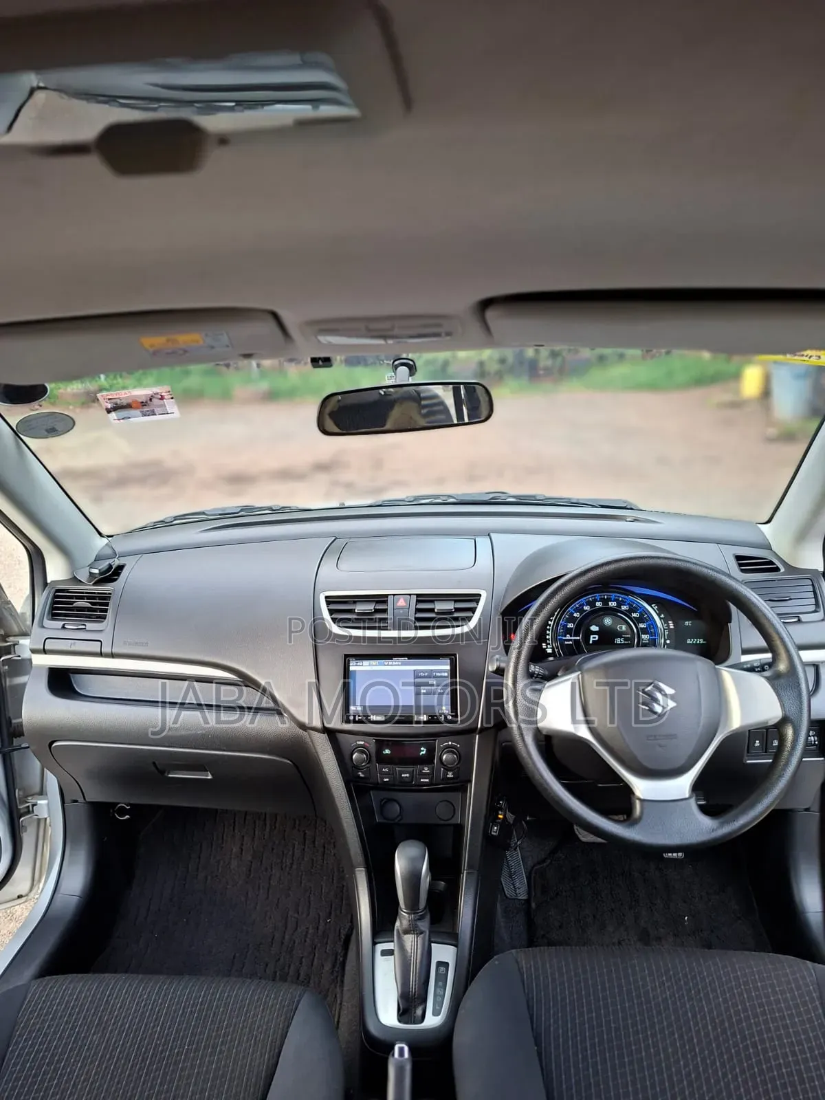 Suzuki Swift 2015 Silver