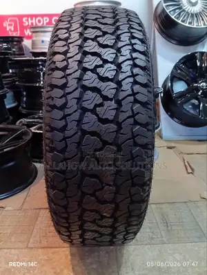 Kumho 225/65r17 Tire - Crugen Premium Sport Touring Radial