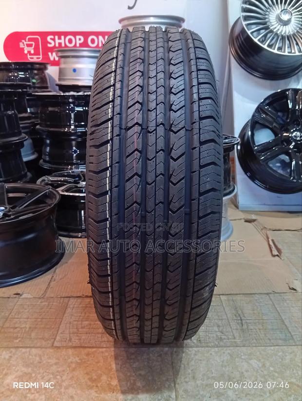 Townhall 225/65r17 Tire - Premium Quiet Comfort Touring Radial