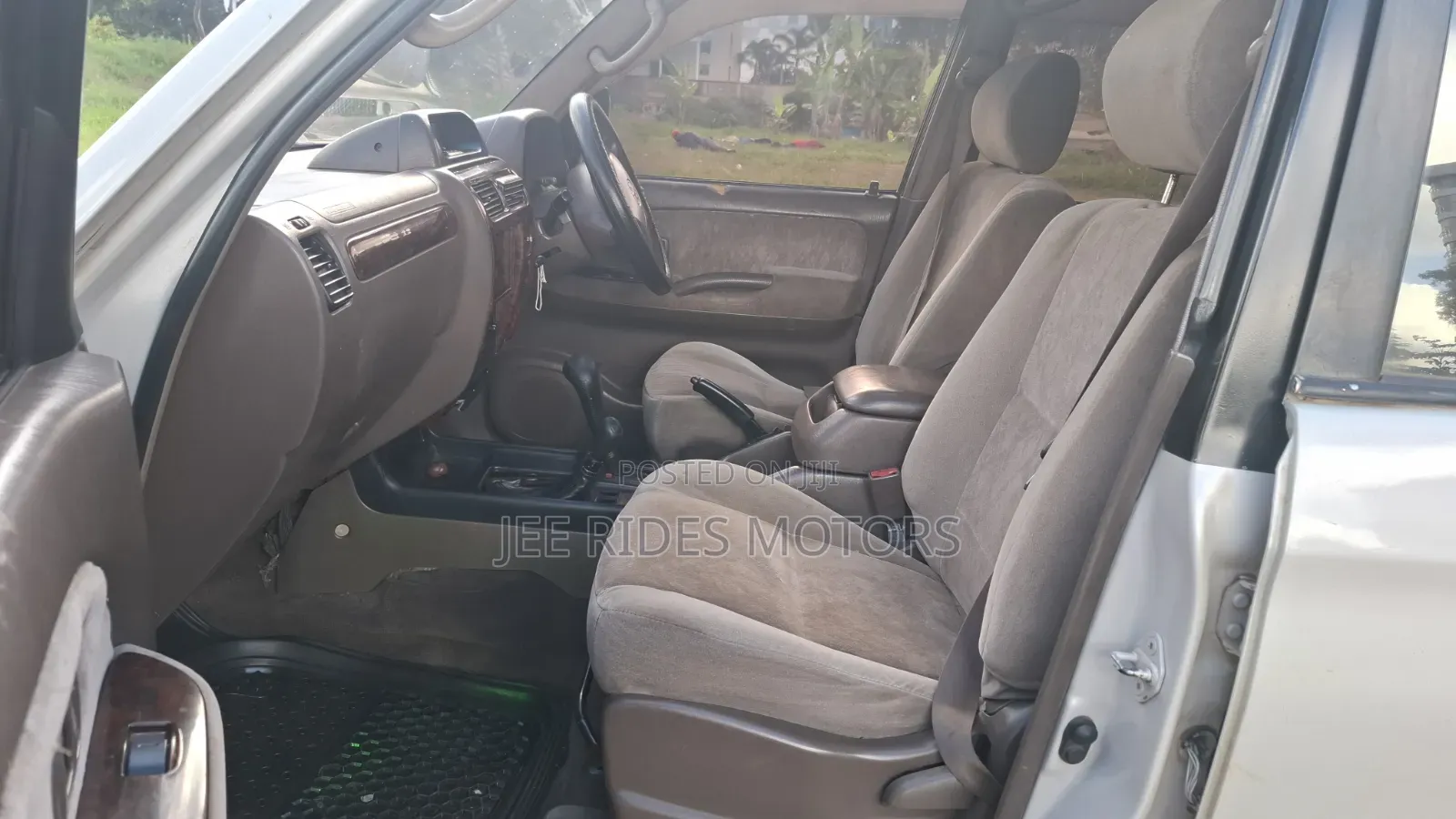 Toyota Land Cruiser Prado 2001 Silver