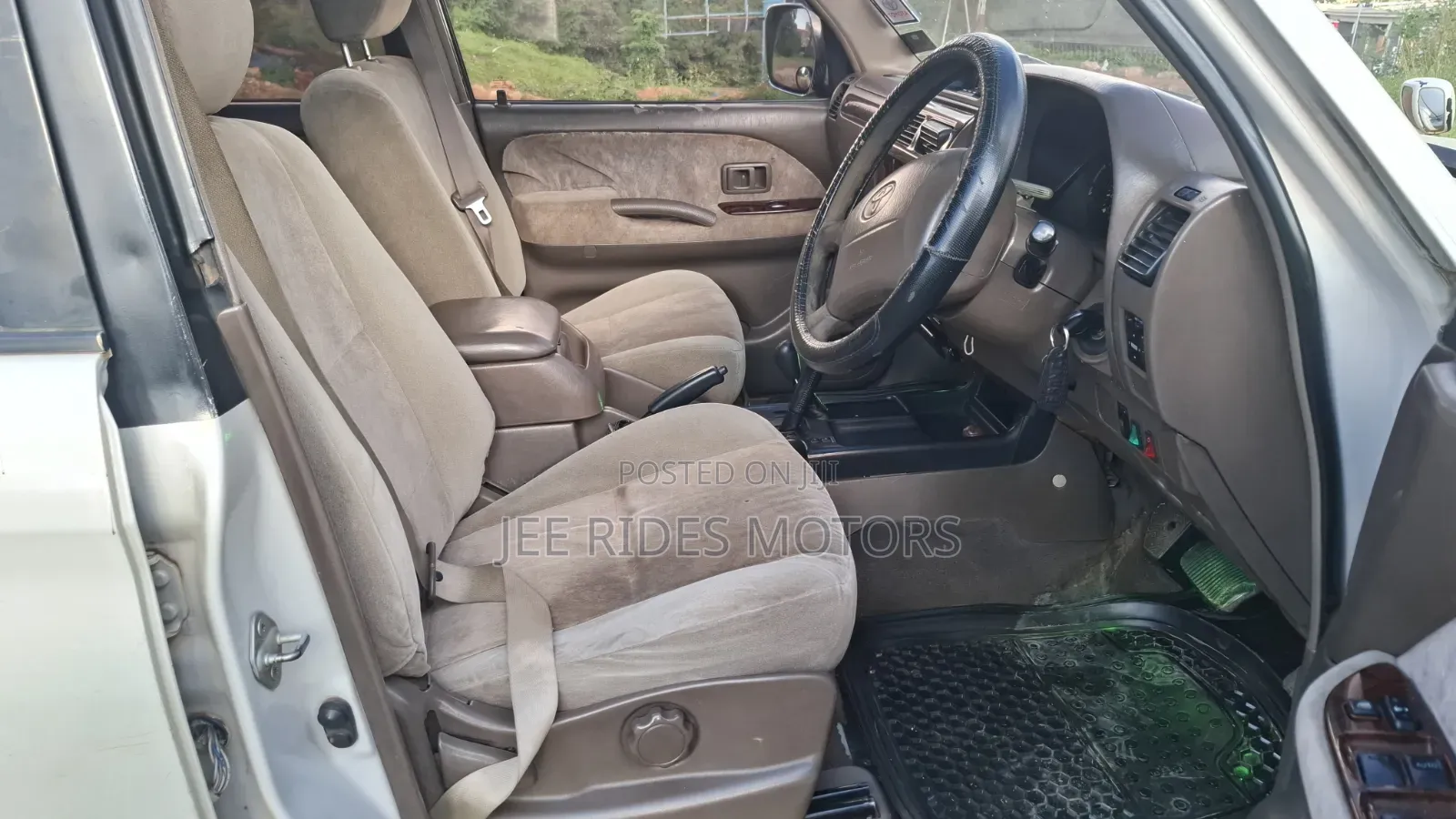 Toyota Land Cruiser Prado 2001 Silver
