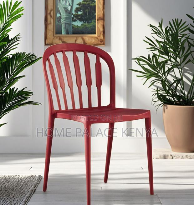 Home Chair: Nordic Style Dining Chair With Ergonomic Design