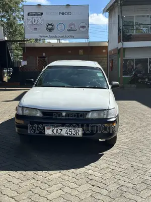Toyota Corolla 2002 White