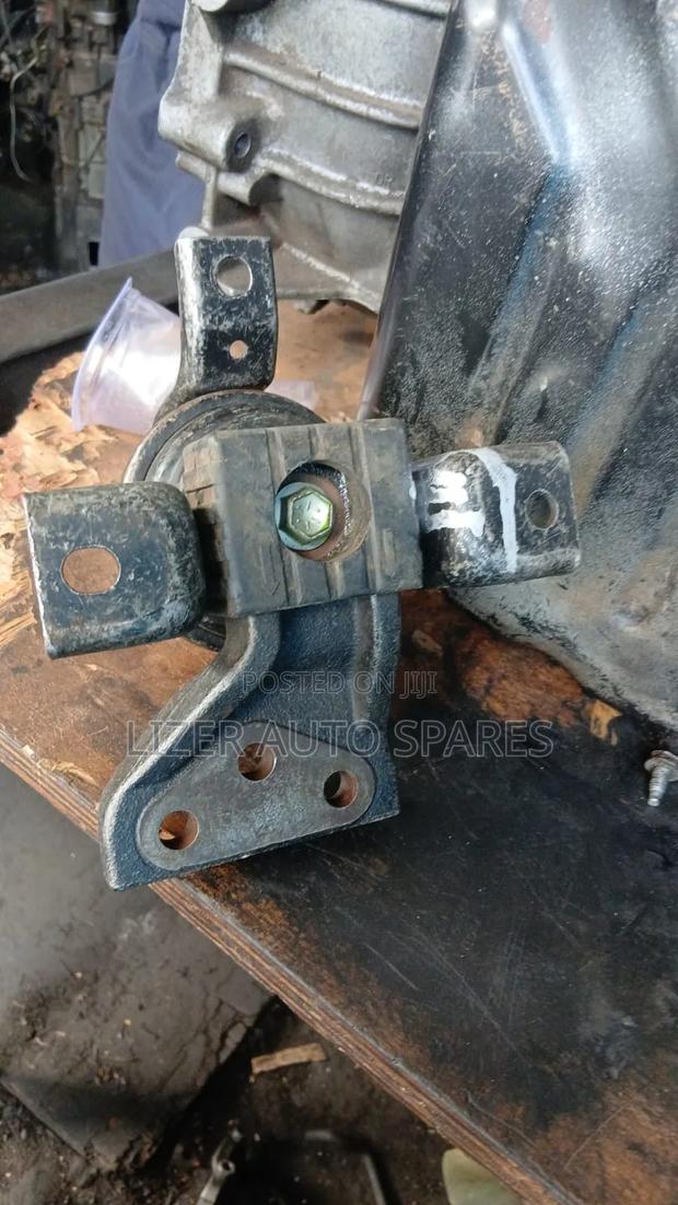 Engine Mount - thumbnail 3
