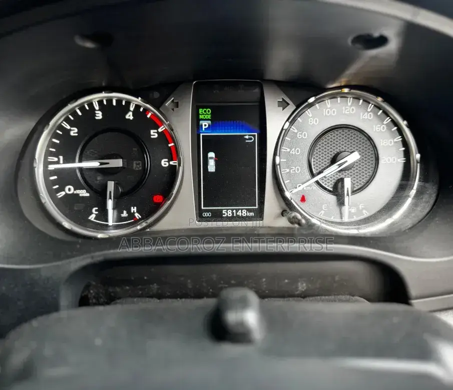 Toyota Hilux 2.4 Diesel 2020 Black