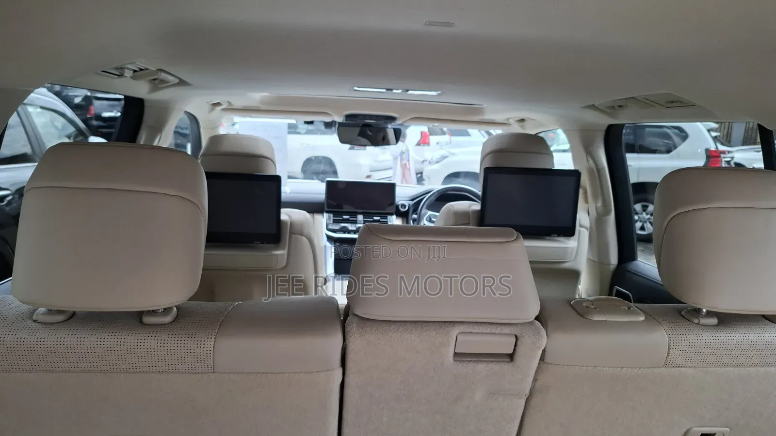 Toyota Land Cruiser 2023 White