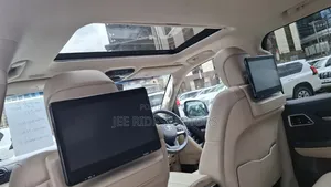 Toyota Land Cruiser 2023 White