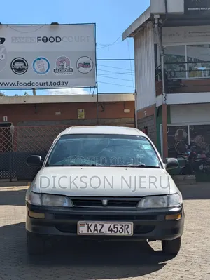 Toyota Corolla 2002 White