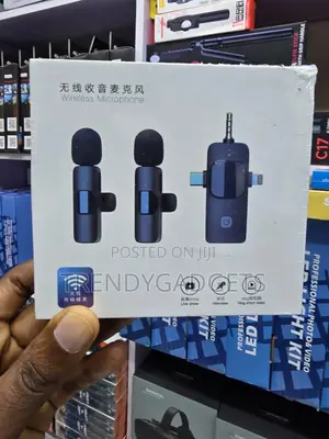 3-in-1 Dual Wireless Lavalier Microphone for iPhone Android