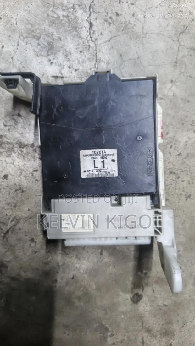 Toyota Wish Fuse Box