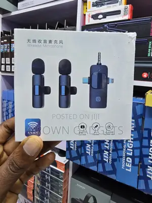 Dual Wireless Microphone Kit Usb-C Lightning 3.5mm Mic