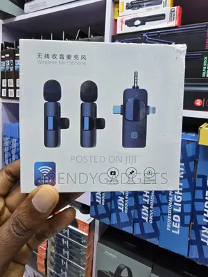 Dual Wireless Microphone Kit Usb-C Lightning 3.5mm Mic