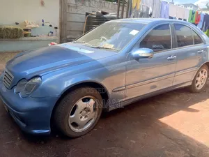 Mercedes-Benz C180 2004 Blue