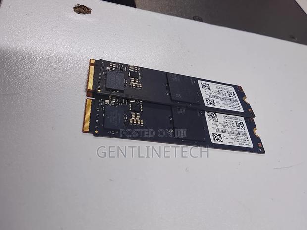 512gb SSD Storage Drive – Smooth Performance - thumbnail 2