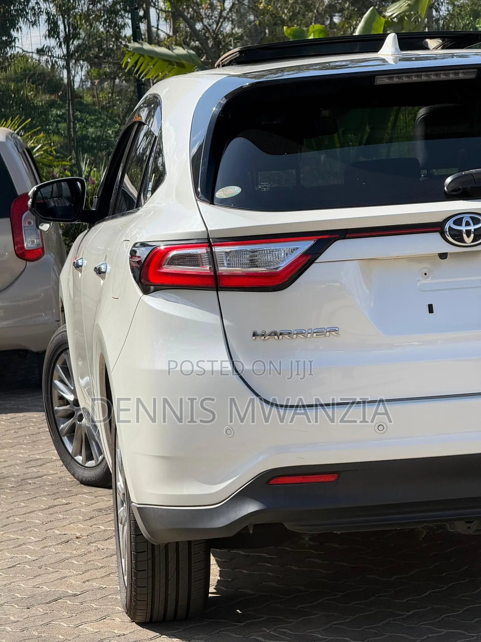 Toyota Harrier 2.0 2019 White