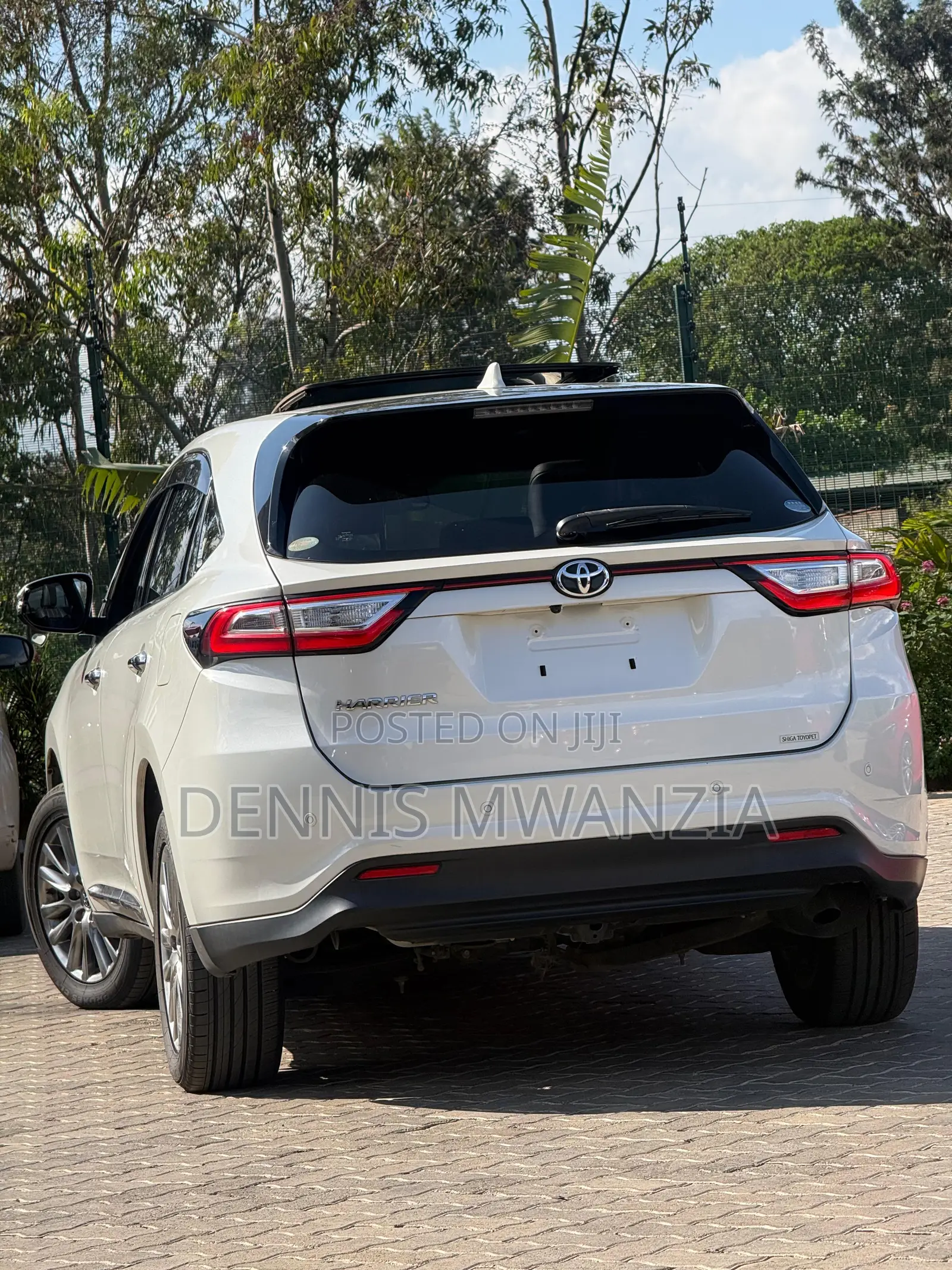 Toyota Harrier 2.0 2019 White