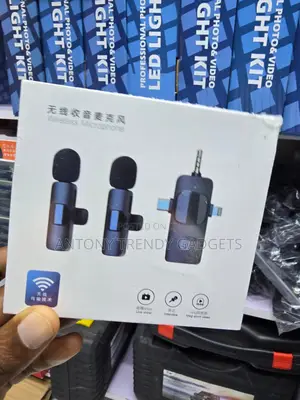 3-in-1 Wireless Microphone Set for Mobile Content Creation