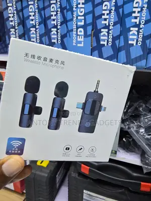 3-in-1 Wireless Microphone Set for Mobile Content Creation