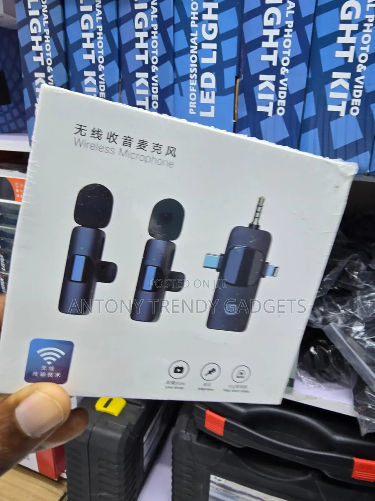 Dual Wireless Lavalier Microphone 3-in-1 Receiver Recording Kit