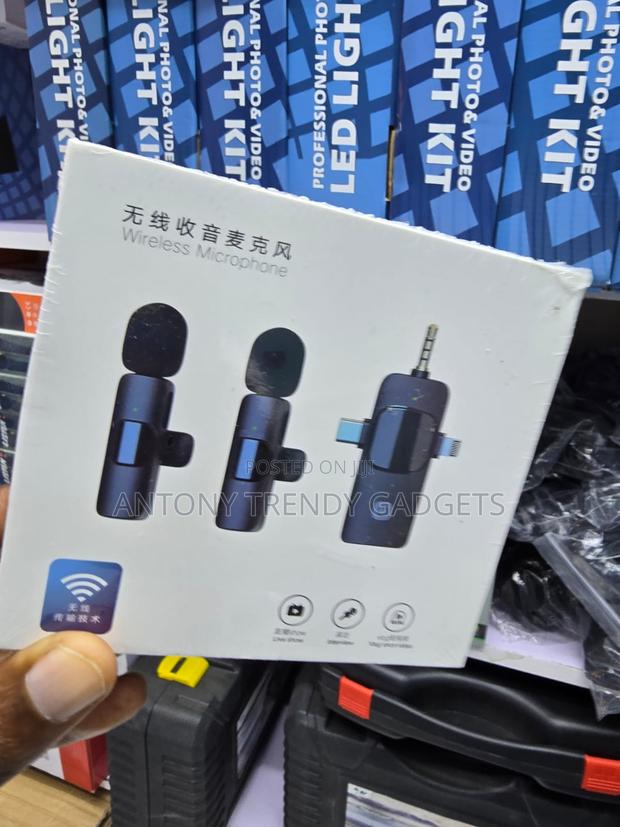 Dual Wireless Lavalier Microphone 3-in-1 Receiver Recording Kit - thumbnail 2