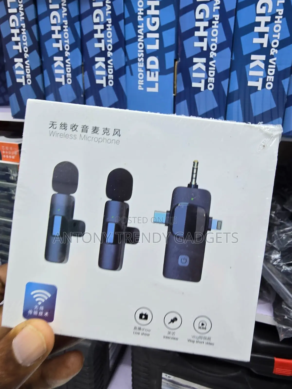 Dual Wireless Lavalier Microphone 3-in-1 Receiver Recording Kit