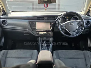 Toyota Auris 2016 White
