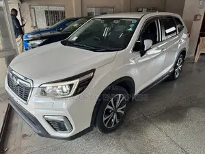 Subaru Forester 2018 White